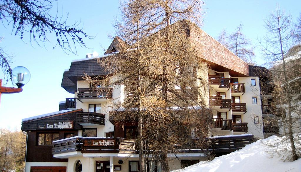 Hotel Les Trappeurs Les Orres Kültér fotó