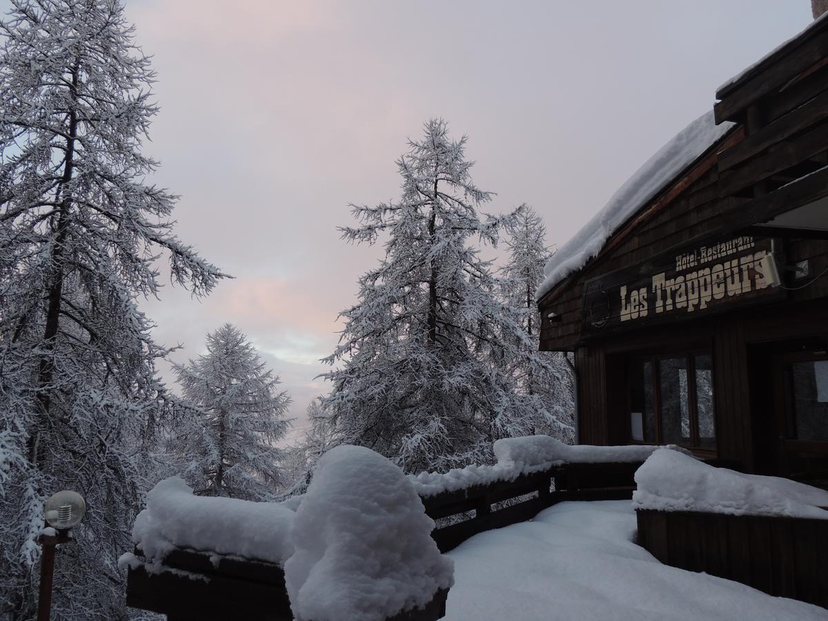 Hotel Les Trappeurs Les Orres Kültér fotó